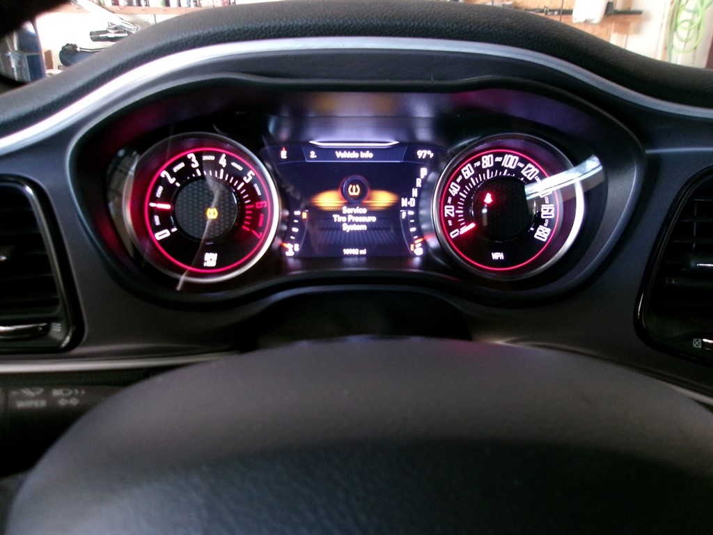 2020 Dodge Challenger R/T - Photo 14